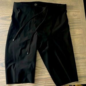 Black training tights